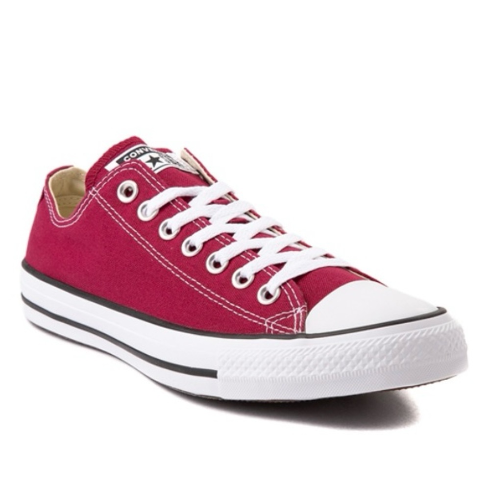 Converse Chuck Taylors - Men’s Size 5 - almost new